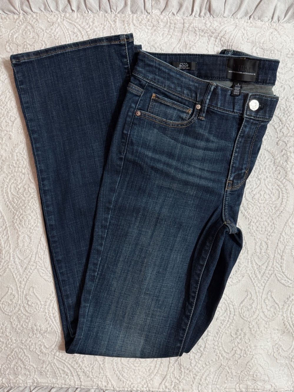 White House Black Market Bootcut Jeans Size 4 Mid-Rise Boot